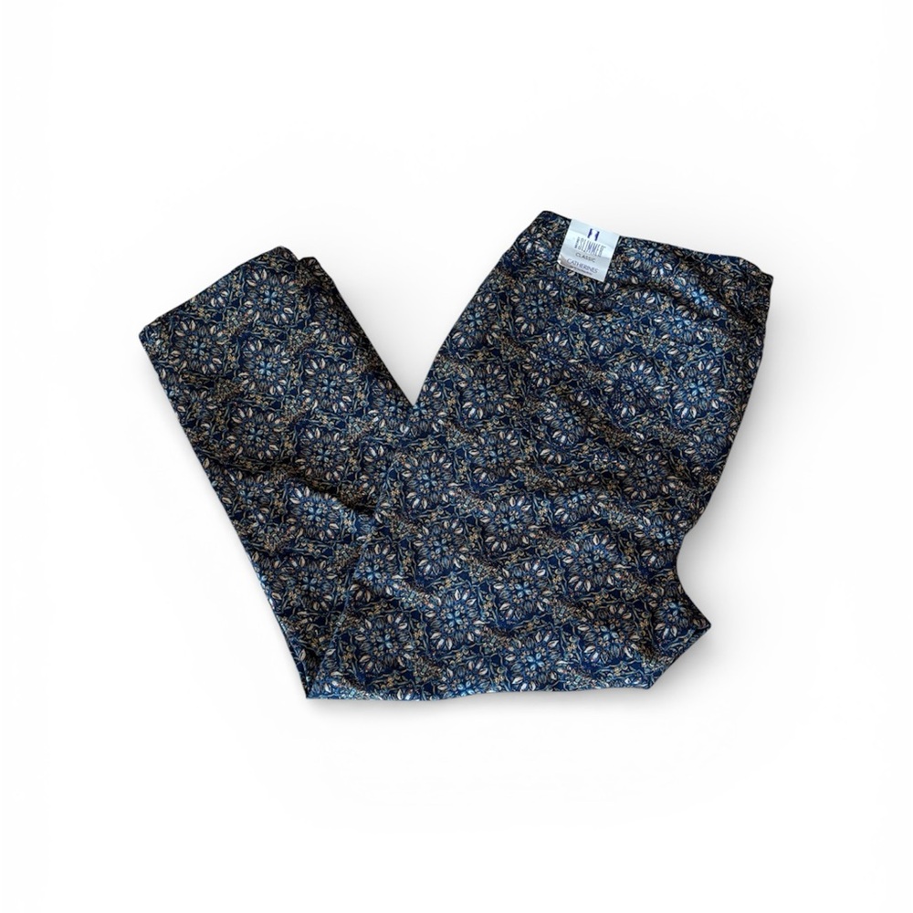 Catherine’s Secret Slimmer Women’s Blue & Brown Paisley Pants